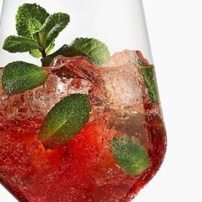 Kühle Sommerdrinks für schwüle Tage Kühle Sommerdrinks für schwüle Tage