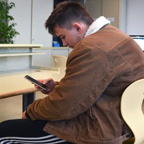 Machen uns Smartphones krank? Machen uns Smartphones krank?