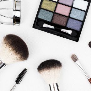Make-up Fehler, die ihr vermeiden solltet Make-up Fehler, die ihr vermeiden solltet